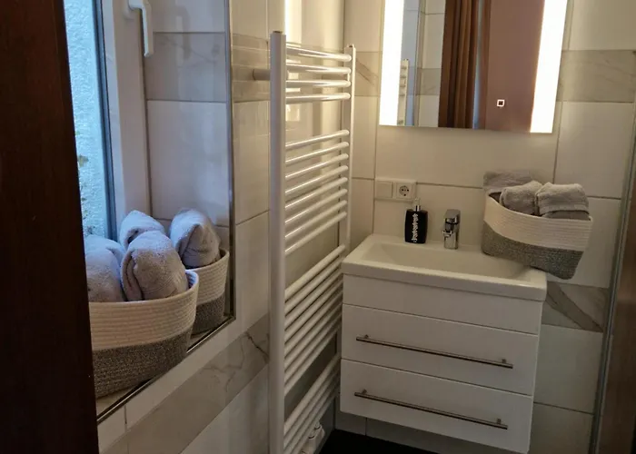 Fewo-2 Naehe Uniklinik, Messe Essen, Baldeneysee, Folkwang Museum, Zentral, Wlan エッセン